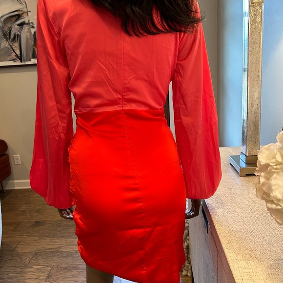 Superdown Cheyanne Deep V Dress Colorblock Dress - Picture 6 of 6